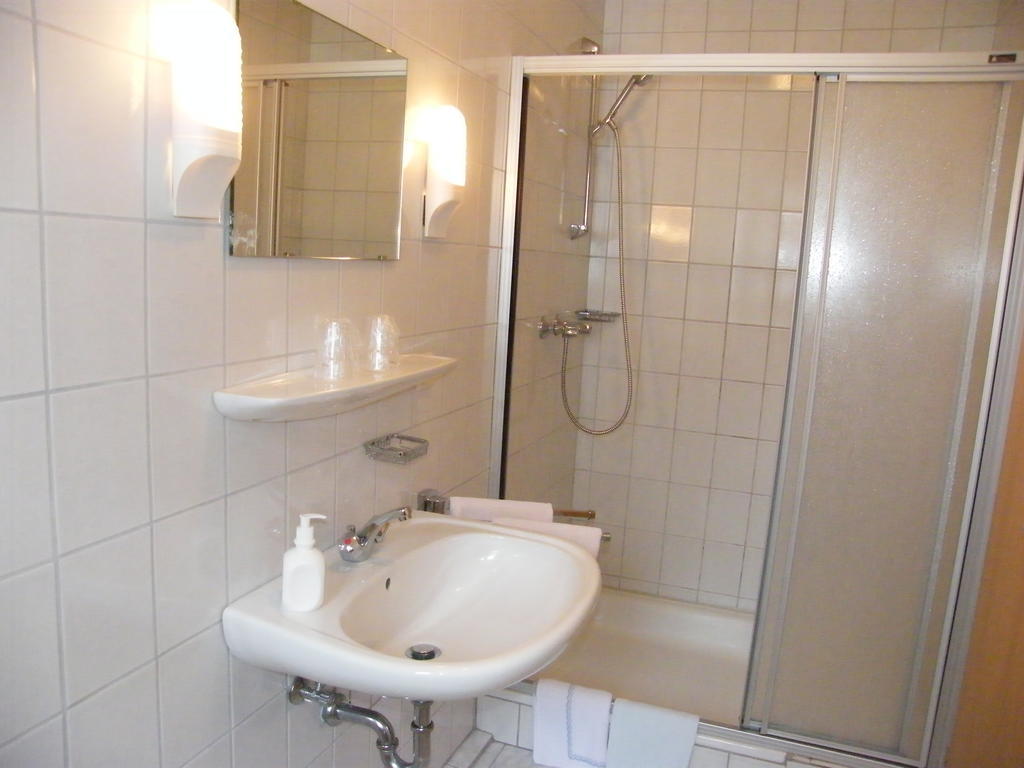 Gasthaus Hotel Pfeifferling Wolfhagen Oda fotoğraf